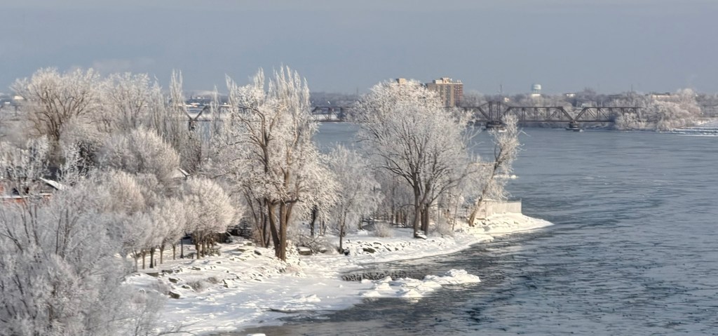 Frosty Niagara River